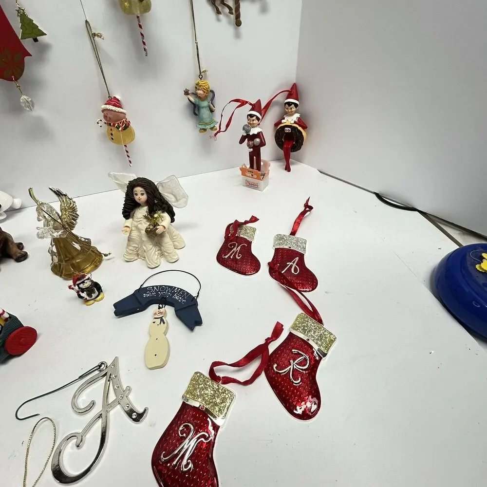 Huge 31 Pc Christmas Ornament Lot Enesco Angel Snowman Dunkin Stocking Figurines